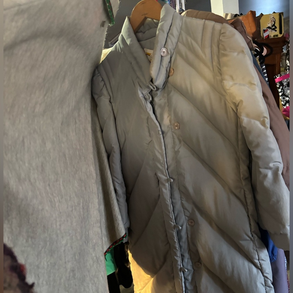 Grey long puffer jacket